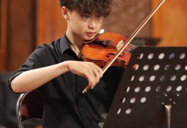 Violin tập thể